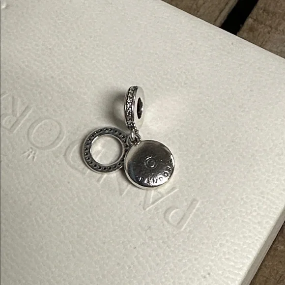 Pandora great shape sparkling red disc double dangle circle crystal pave charm - Picture 4 of 4